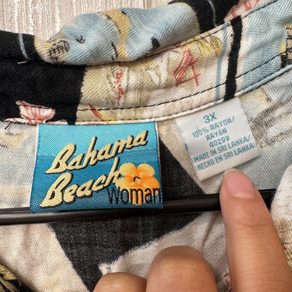 Bahama Beach Woman Y2K Pattern Gyaru button up - Picture 3 of 9